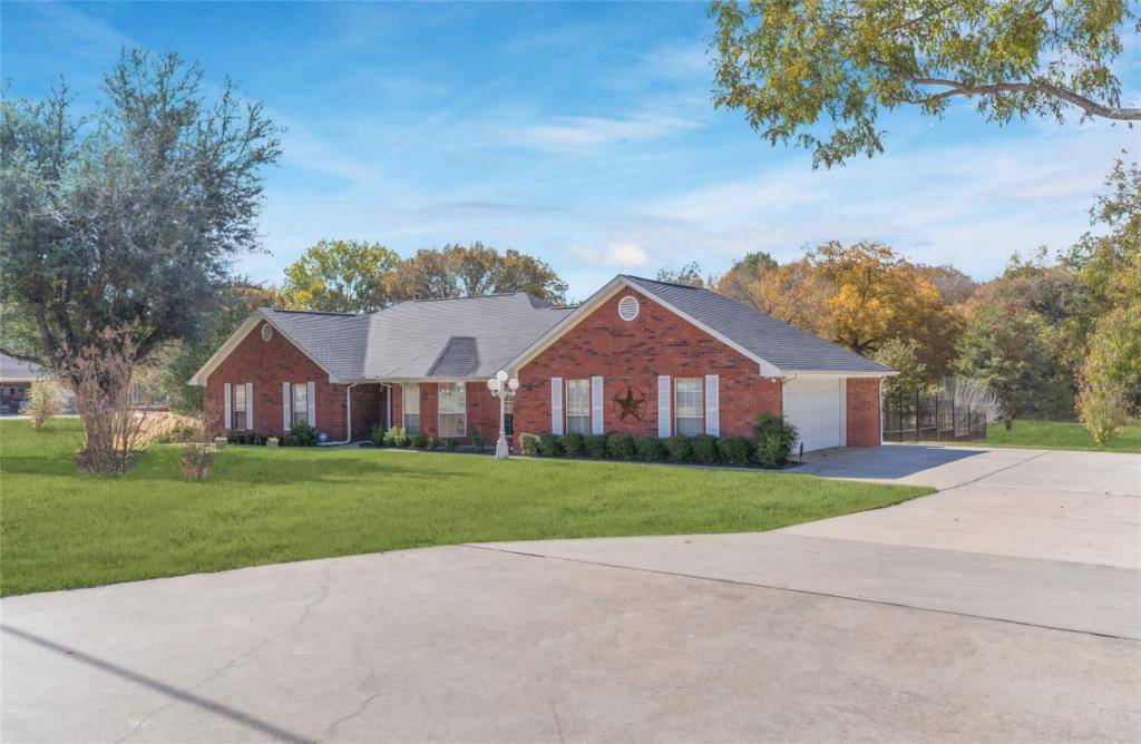 Farmersville, TX 75442,1319 Red Oak Circle