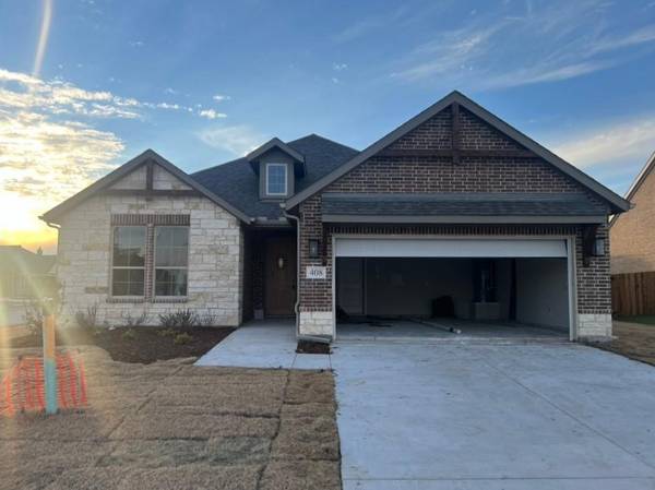 408 Skyward Lane, Caddo Mills, TX 75135