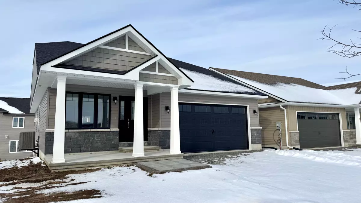 Prince Edward County, ON K0K 2T0,70 Stirling CRES