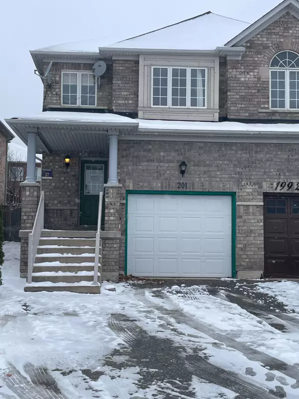 201 Zia Dodda CRES, Brampton, ON L6P 1T4