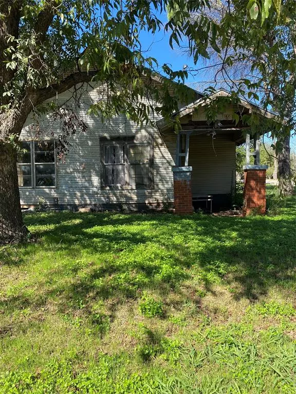 Coleman, TX 76834,501 W 12th