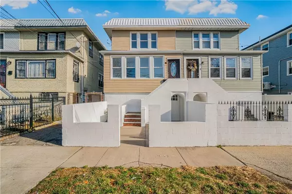 618 Beach 67th ST, Arverne, NY 11691