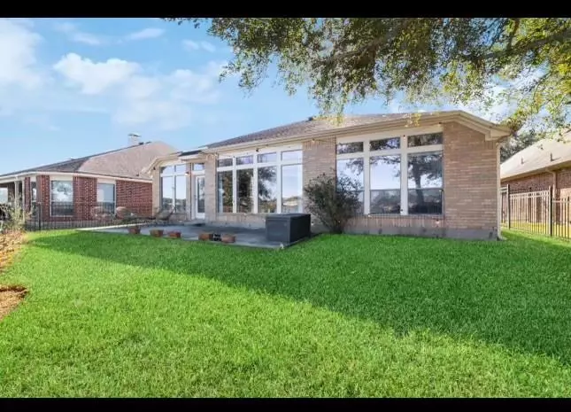 25850 Riverside Creek Drive, Richmond, TX 77406