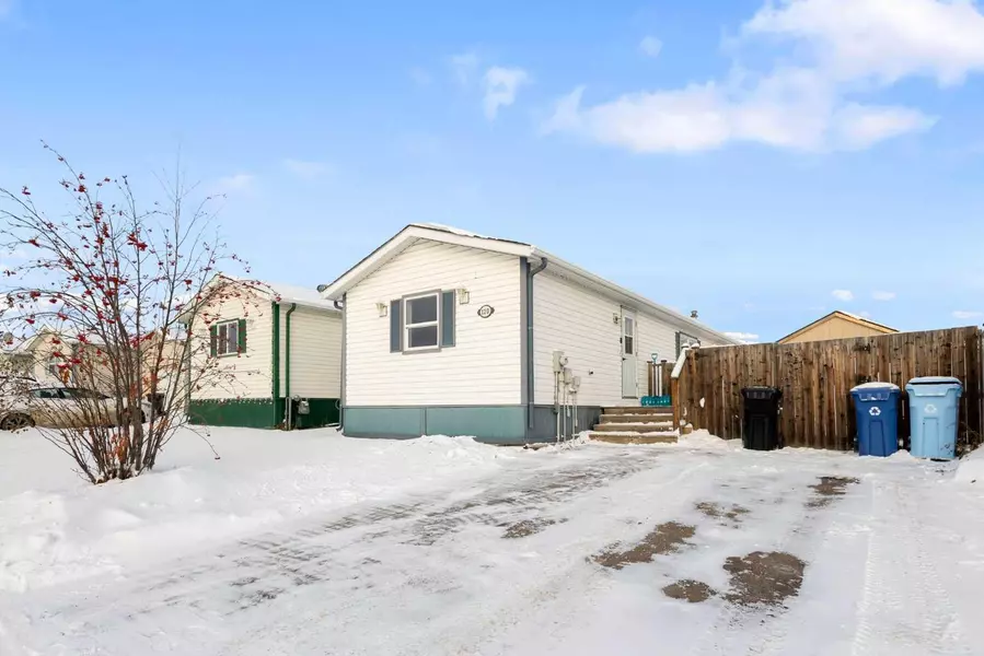 120 Hunter ST, Fort Mcmurray, AB T9K 2K6