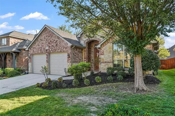 8712 Dayton Drive, Lantana, TX 76226