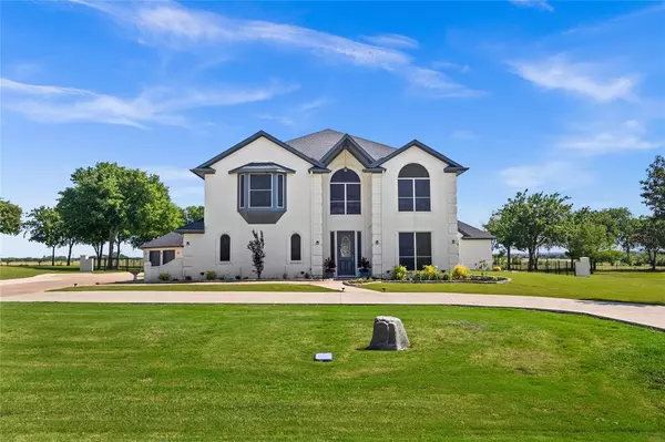 912 Equestrian Drive, Rockwall, TX 75032