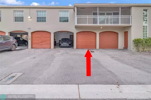 Tamarac, FL 33319,5880 NW 57th Ave  #6