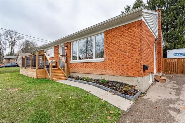 Guelph, ON N1E 3T4,23 DUMBARTON ST