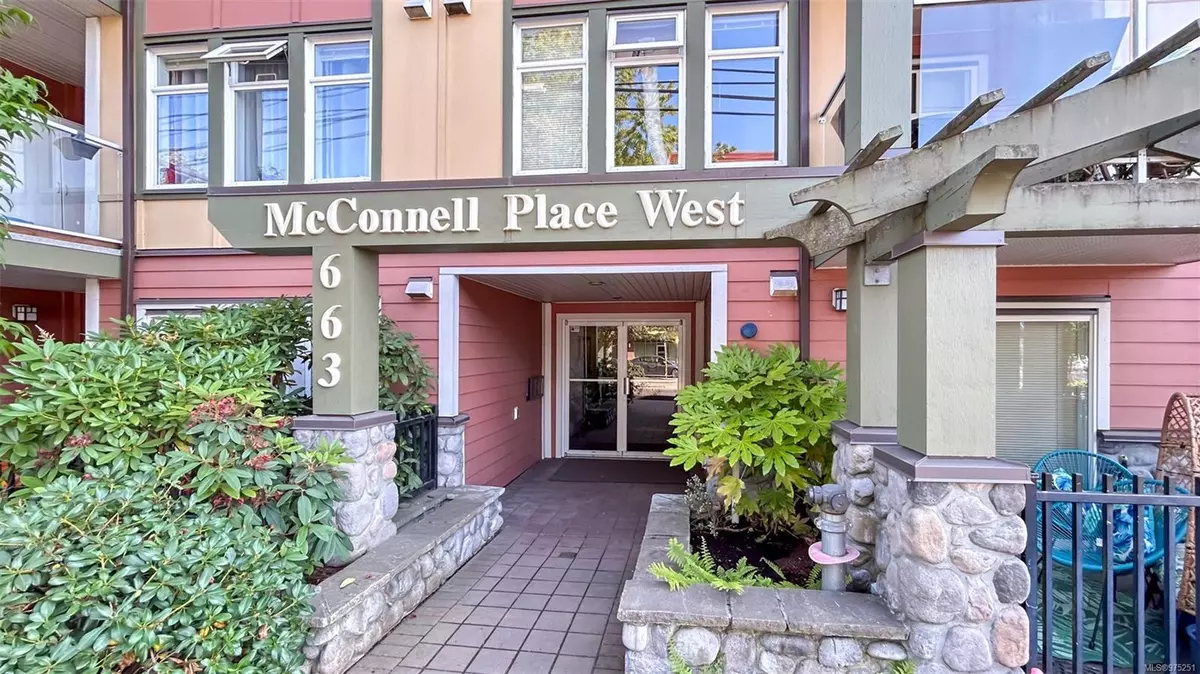 Langford, BC V9B 2W8,663 Goldstream Ave #206