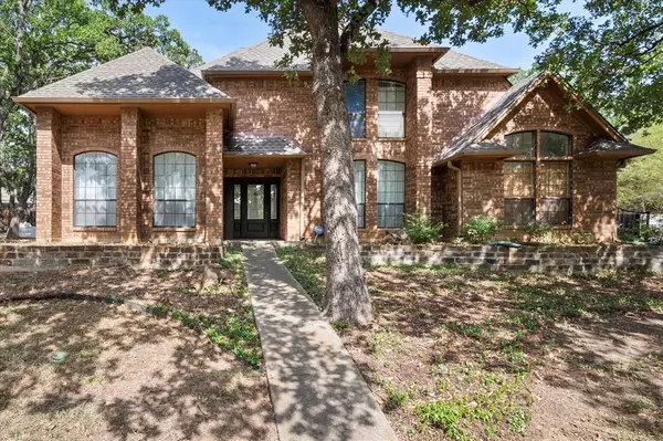 3608 Pelican Court, Arlington, TX 76016