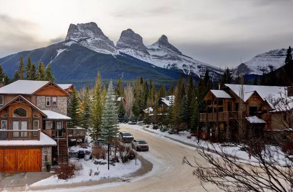 Canmore, AB T1W 3G2,305 Casale PL