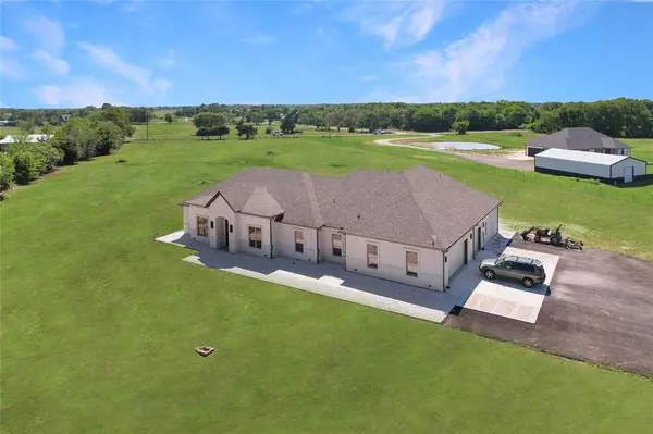 580 Vz County Road 3422, Wills Point, TX 75169