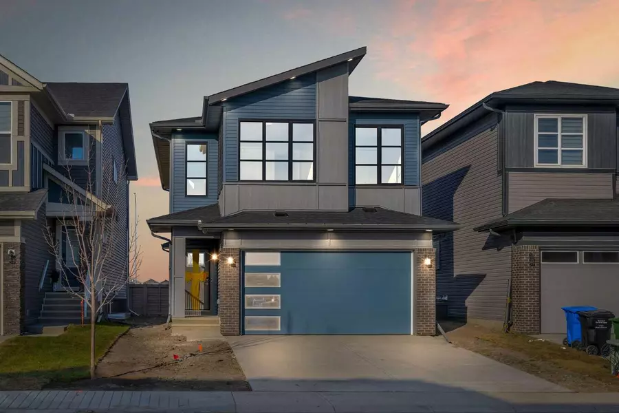 367 Savanna Way NE, Calgary, AB T3J4H1