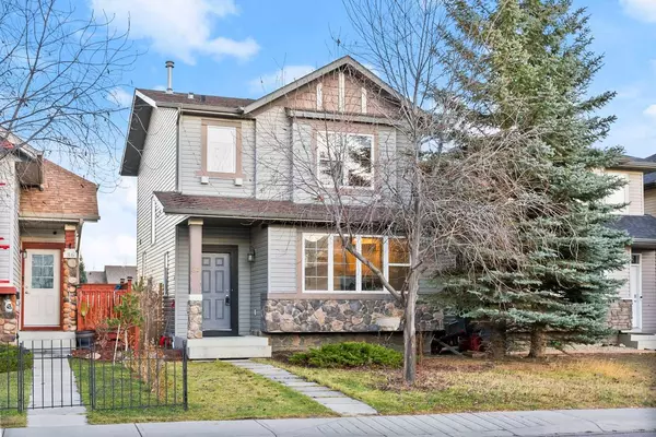 Calgary, AB T3K 0G4,32 Panora Close NW