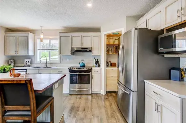 Calgary, AB T3G4B5,153 Arbour Wood Mews NW