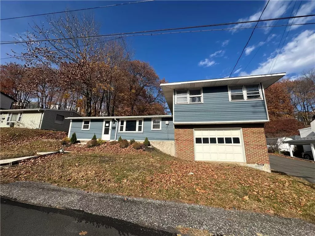 Pottsville City, PA 17901,636 Snyder Street #1