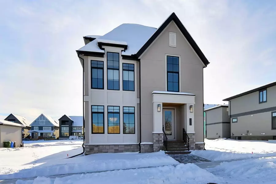 333 Bessborough DR Southwest, Calgary, AB T3E 7M3