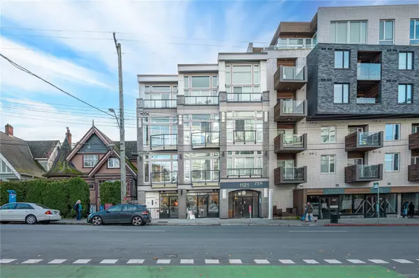 1121 Fort St #203, Victoria, BC V8V 3K9