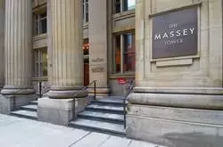 Toronto, ON M5B 1M4,197 yonge ST #1611