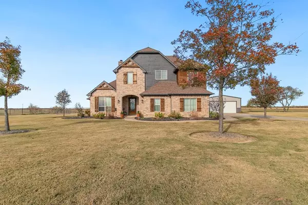 2011 Twin Creeks Circle, Pilot Point, TX 76258