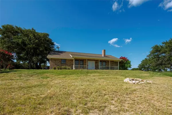 Hico, TX 76457,557 Private Road 1544