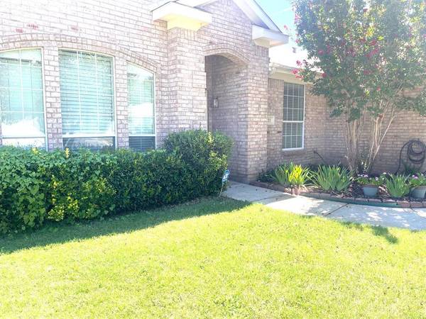 Azle, TX 76020,121 Timber Cross Court