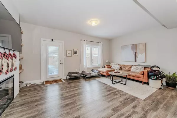 Guelph, ON N1E 0S3,118 Simmonds DR #2