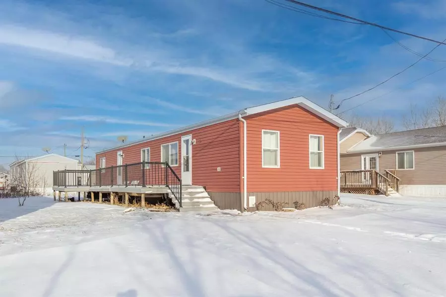 19 Aspen Six DR, Steinbach, MB R5G 0M4