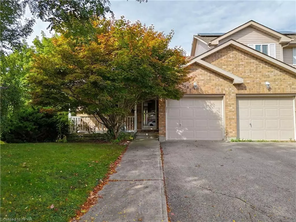 Stratford, ON N4Z 1H9,138 ATHLONE CRES