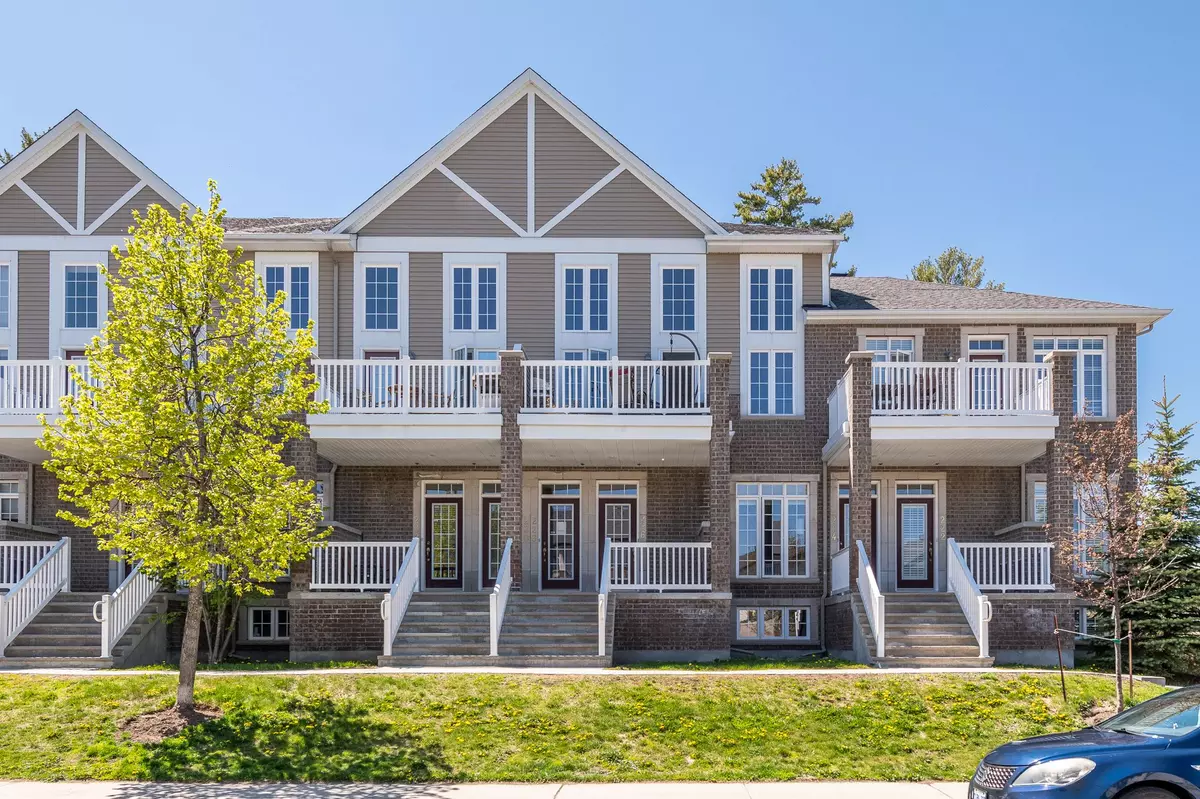 Kanata, ON K2M 0C2,226 Kinghaven CRES