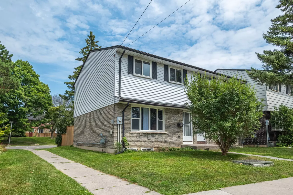 Kingston, ON K7M 6V6,930 Oakview AVE #134