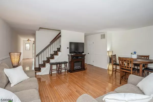 Raritan Twp., NJ 08822,76 Canterberry Cir