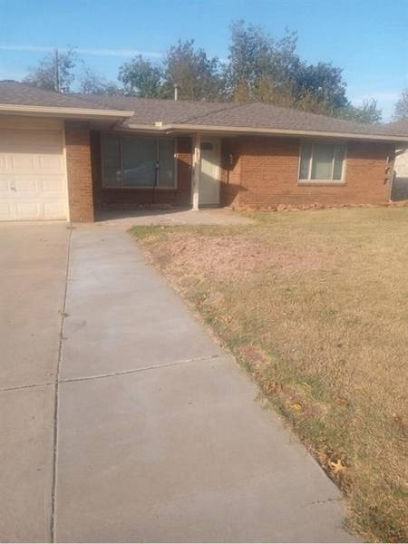 1713 Westchester Drive, The Village, OK 73120