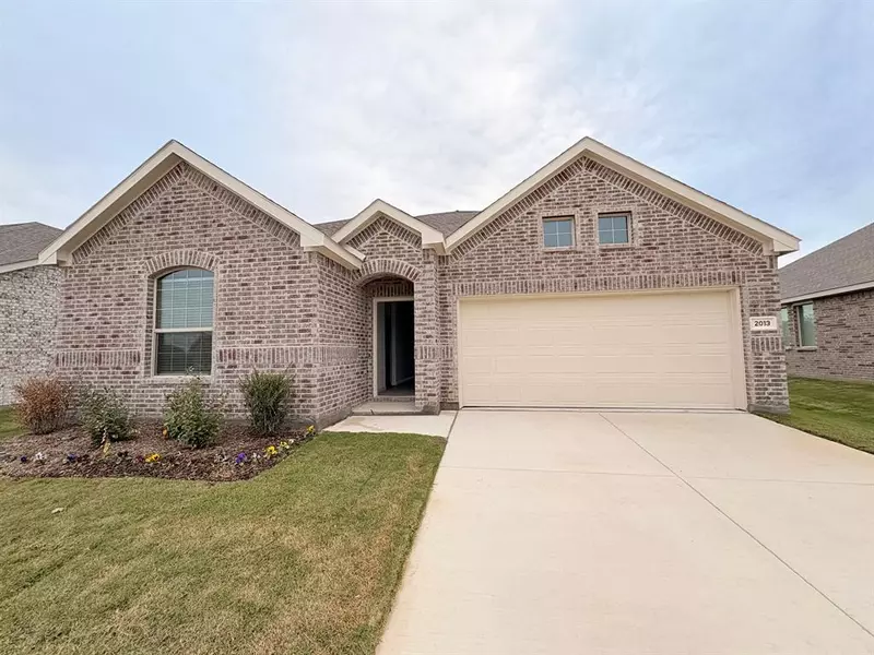 2013 Ensor Drive, Little Elm, TX 75068