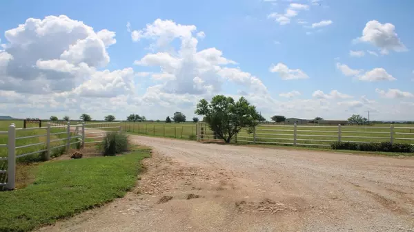 Winters, TX 79567,209 County Road 204