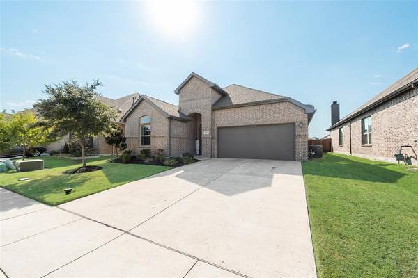 816 Layla Drive, Fate, TX 75087