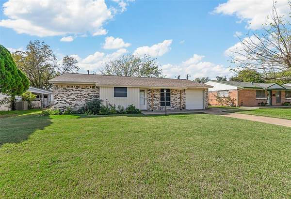 Burleson, TX 76028,209 Wintercrest Road