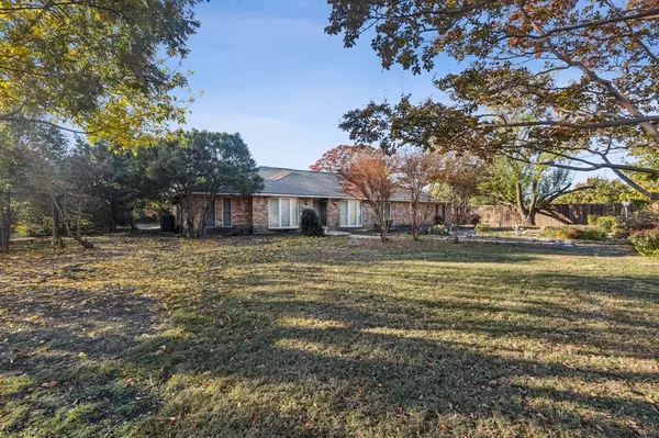 104 Sunset Drive, Murphy, TX 75094