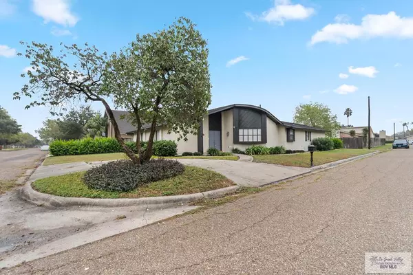 947 BLUEBONNET DR., Harlingen, TX 78550