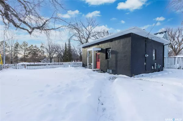 Saskatoon, SK S7M 1P1,644 Spadina CRESCENT W