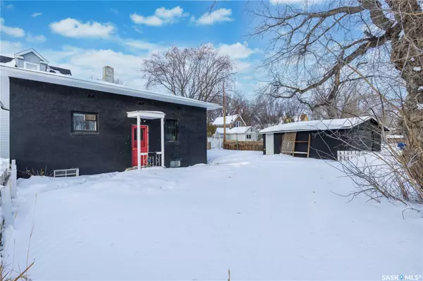 Saskatoon, SK S7M 1P1,644 Spadina CRESCENT W