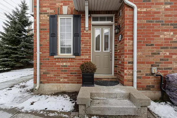 Oakville, ON L6M 0K5,2614 Dashwood DR #53