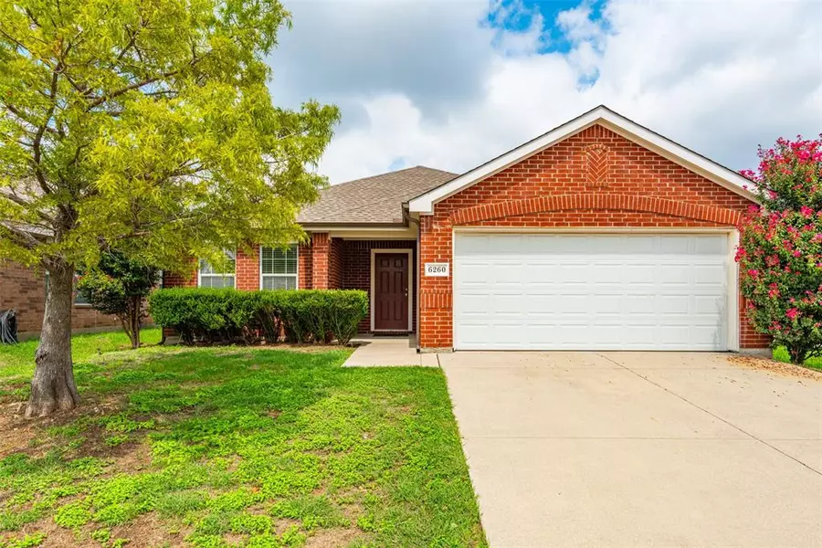 6260 Trinity Creek Drive, Fort Worth, TX 76179