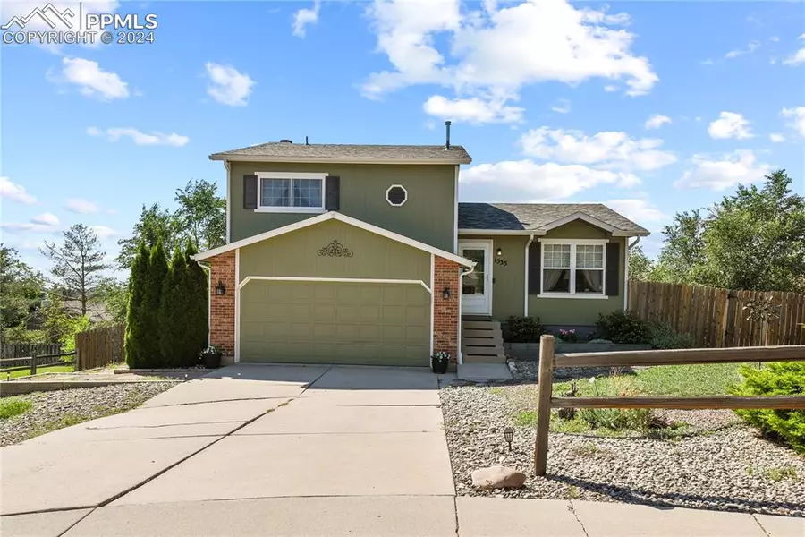 1535 Purple Sage CT, Colorado Springs, CO 80906