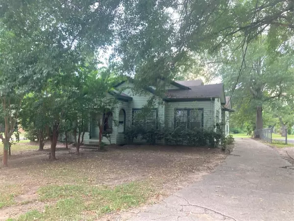 Natchitoches, LA 71457,158 Jefferson Street