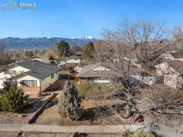 Colorado Springs, CO 80909,1510 Baylor DR