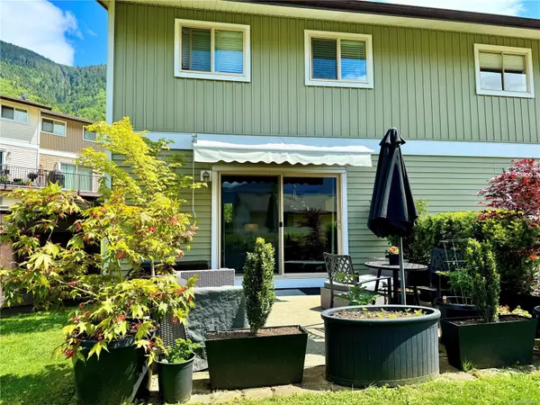 Port Alice, BC V0N 2N0,1008 Maquinna Ave