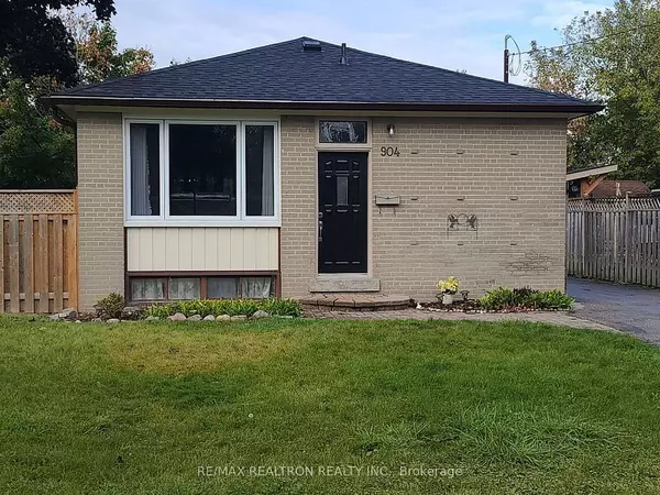 Whitby, ON L1N 3G3,904 Donovan CRES