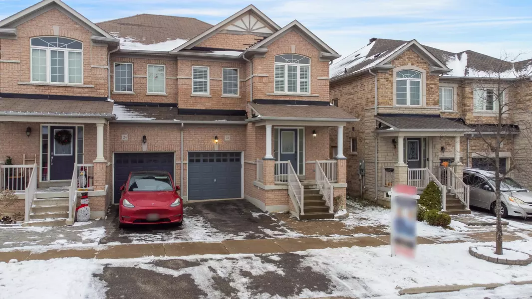 22 Peppertree LN, Whitchurch-stouffville, ON L4A 0M8