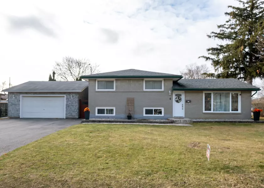 4 Linton Park RD, Belleville, ON K8N 4K8